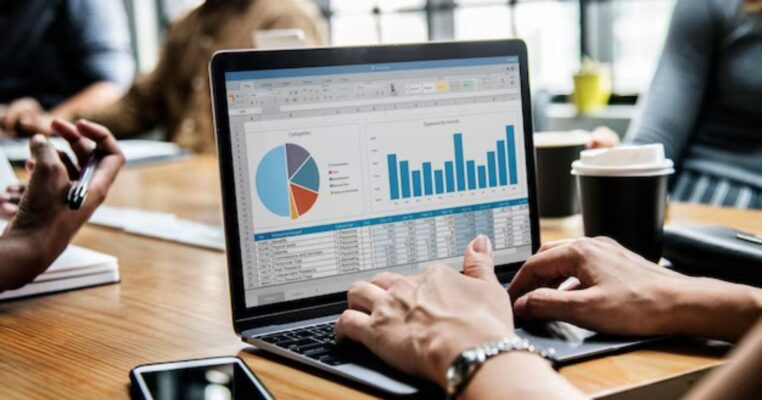 Format Absensi Karyawan Excel