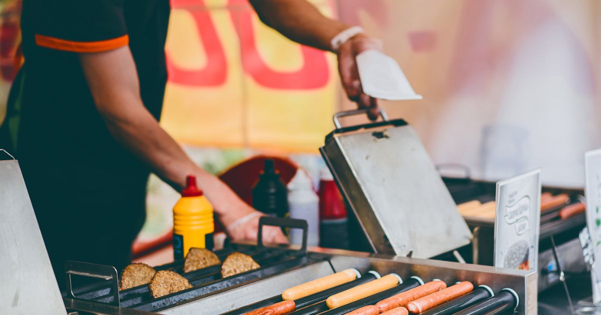 analisis swot usaha makanan