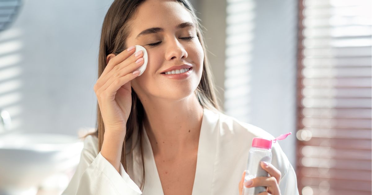 8 Jenis Skincare yang Laris di Pasaran, Apa Saja? 6 jenis skincare yang laris di pasaran