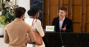 Cara Mengatur Shift Karyawan Hotel agar Pelayanan Maksimal
